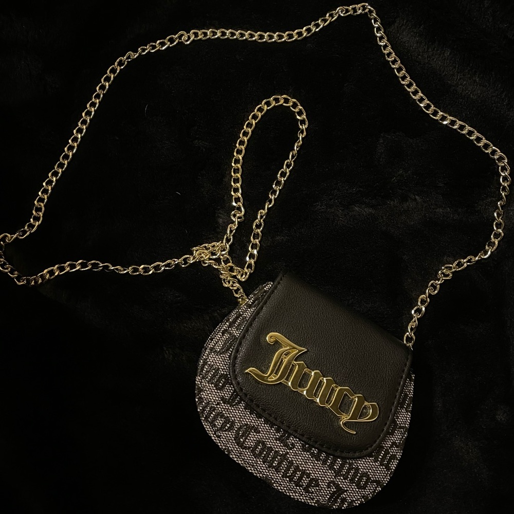 Juicy Couture mini crossover purse/bag. Vintage y2k, gold chain